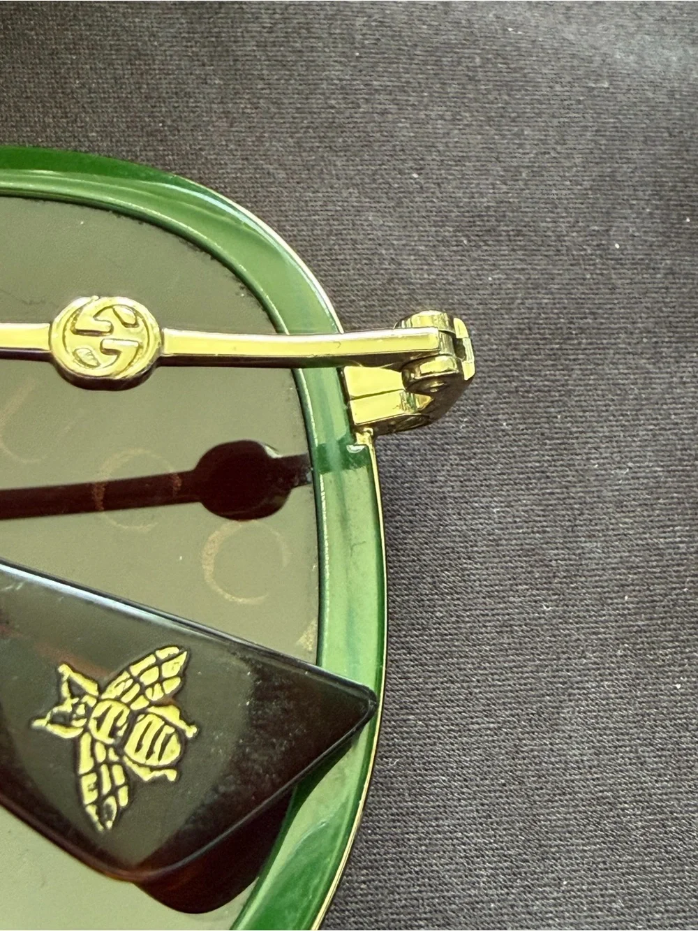 Gucci Green and Red Aviator Sunglasses for Women